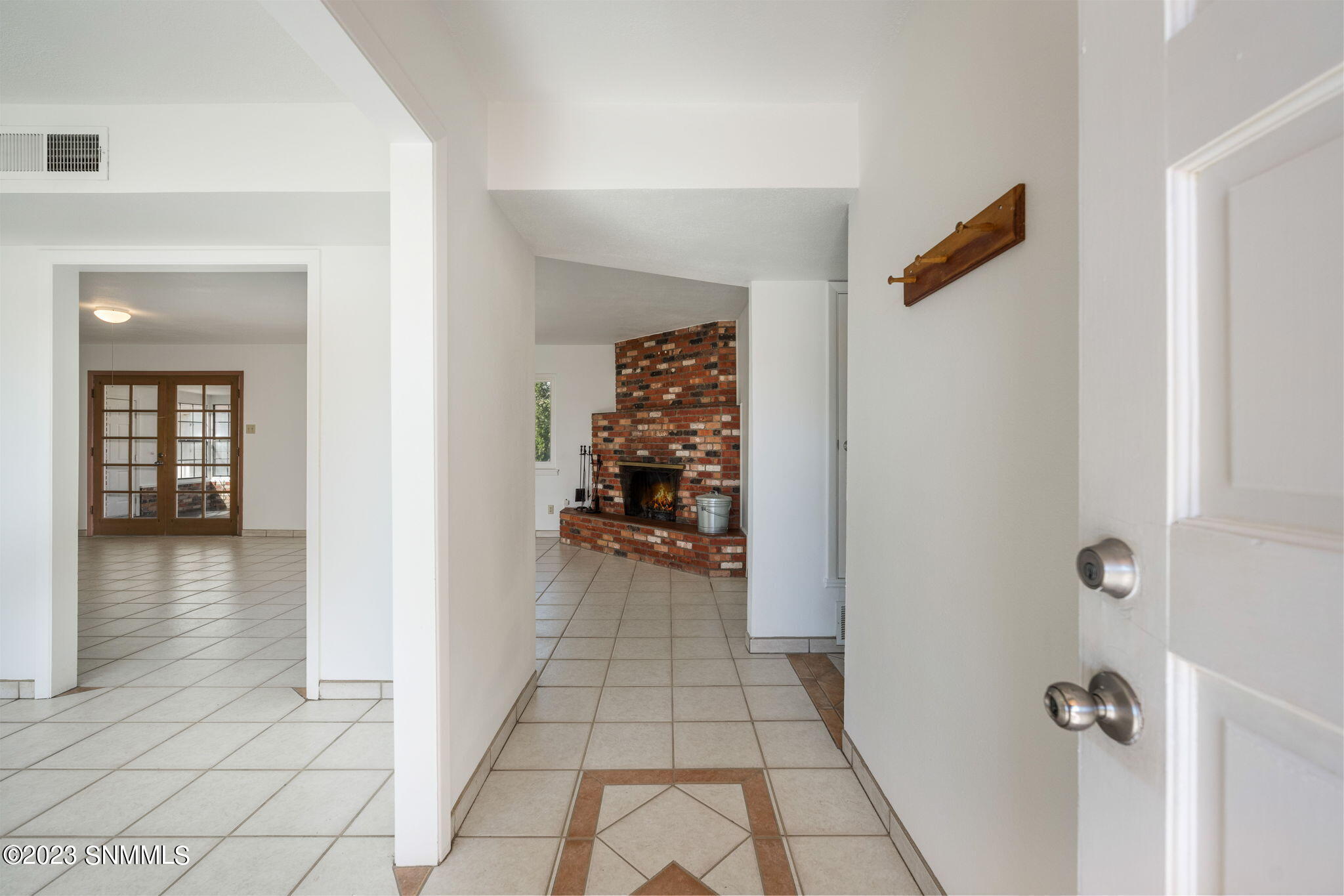 Las Cruces, New Mexico 88011, United States, 3 Bedrooms Bedrooms, ,2 BathroomsBathrooms,Residential,Pending,68864