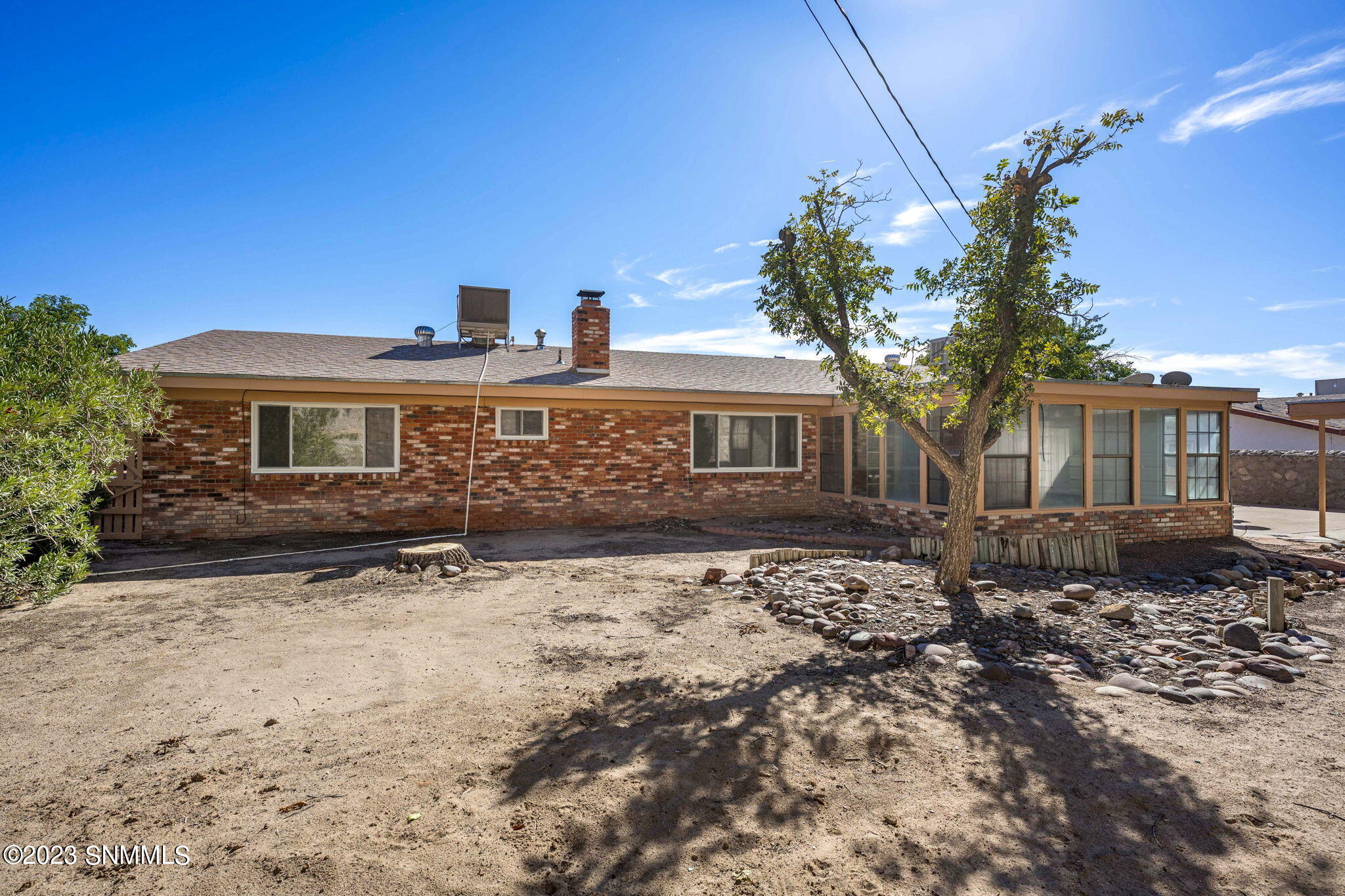 Las Cruces, New Mexico 88011, United States, 3 Bedrooms Bedrooms, ,2 BathroomsBathrooms,Residential,Pending,68864