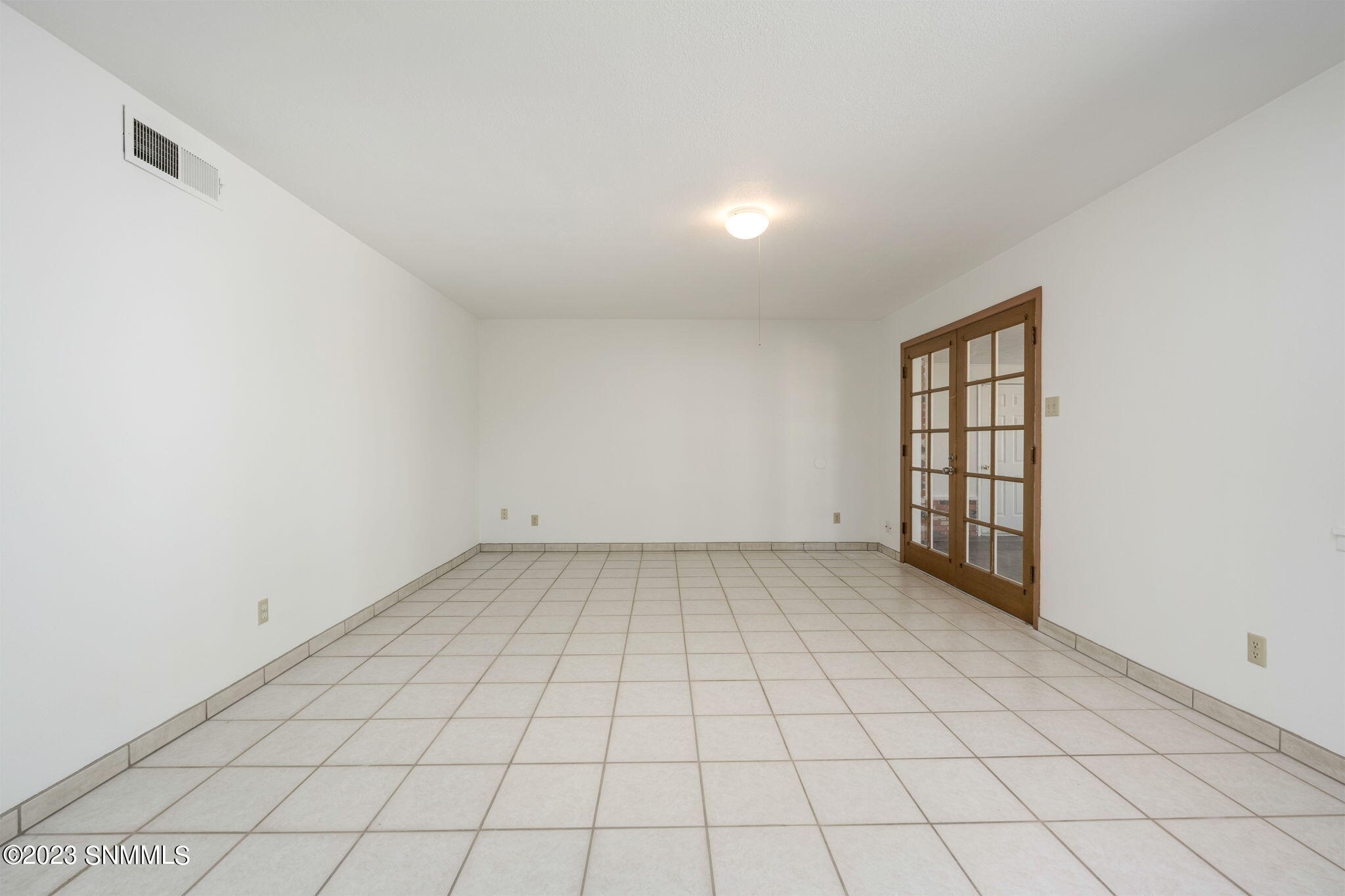 Las Cruces, New Mexico 88011, United States, 3 Bedrooms Bedrooms, ,2 BathroomsBathrooms,Residential,Pending,68864