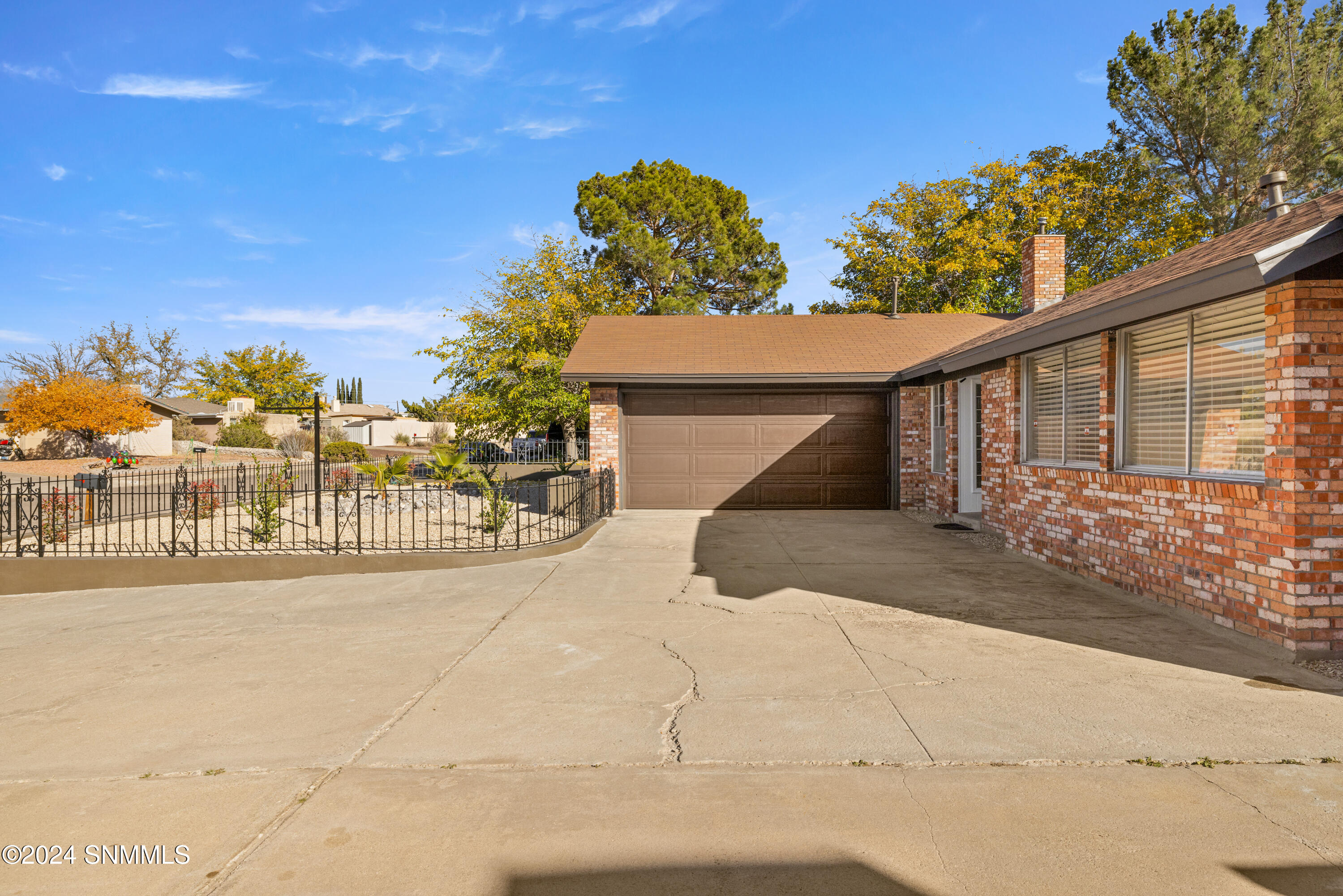 1620 Country Club Circle, Las Cruces, New Mexico image 4