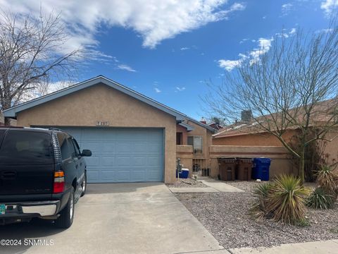 2317 Don Roser Drive, Las Cruces, NM 88011 - #: 2400803