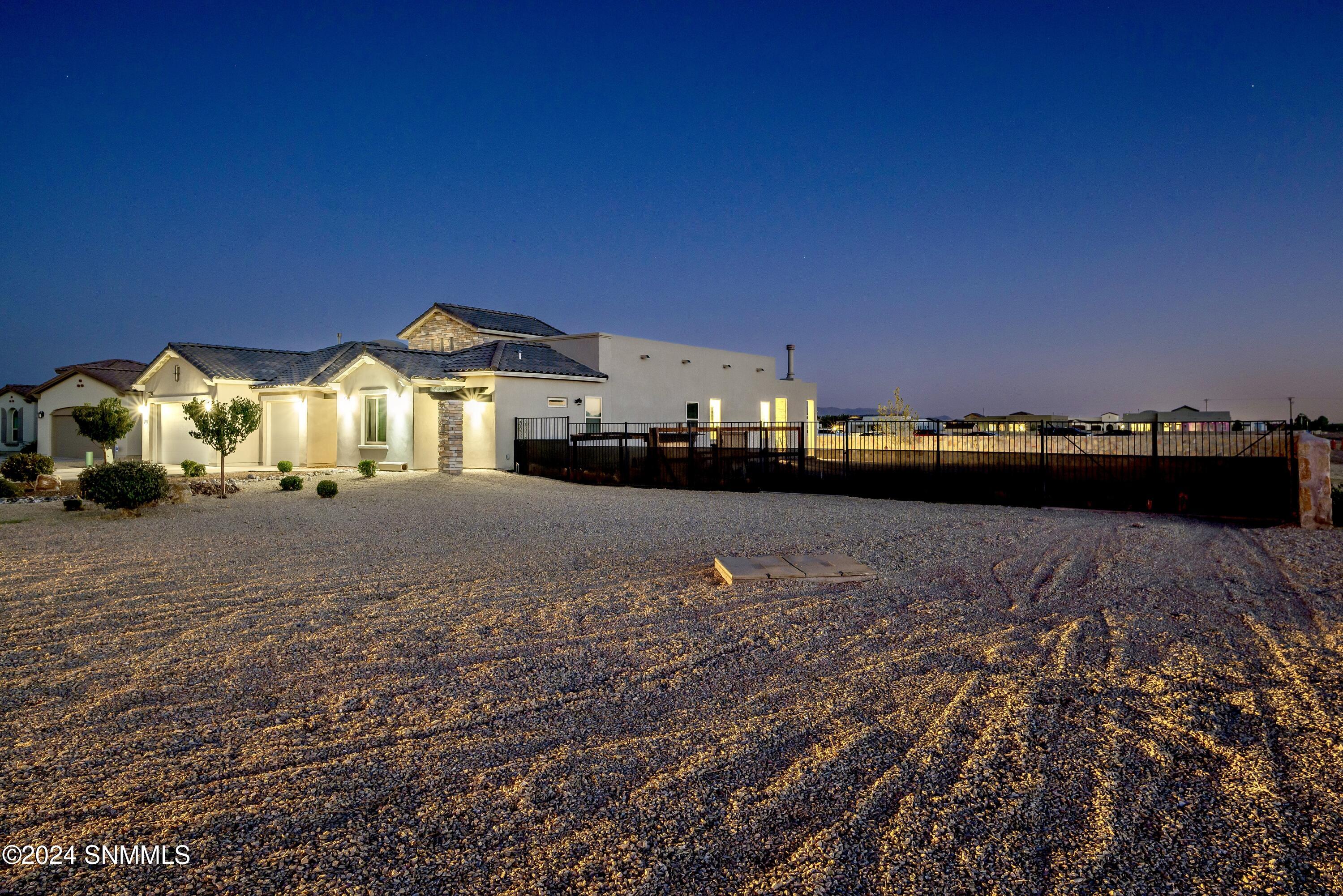 393 Marisa Court, Las Cruces, New Mexico image 9