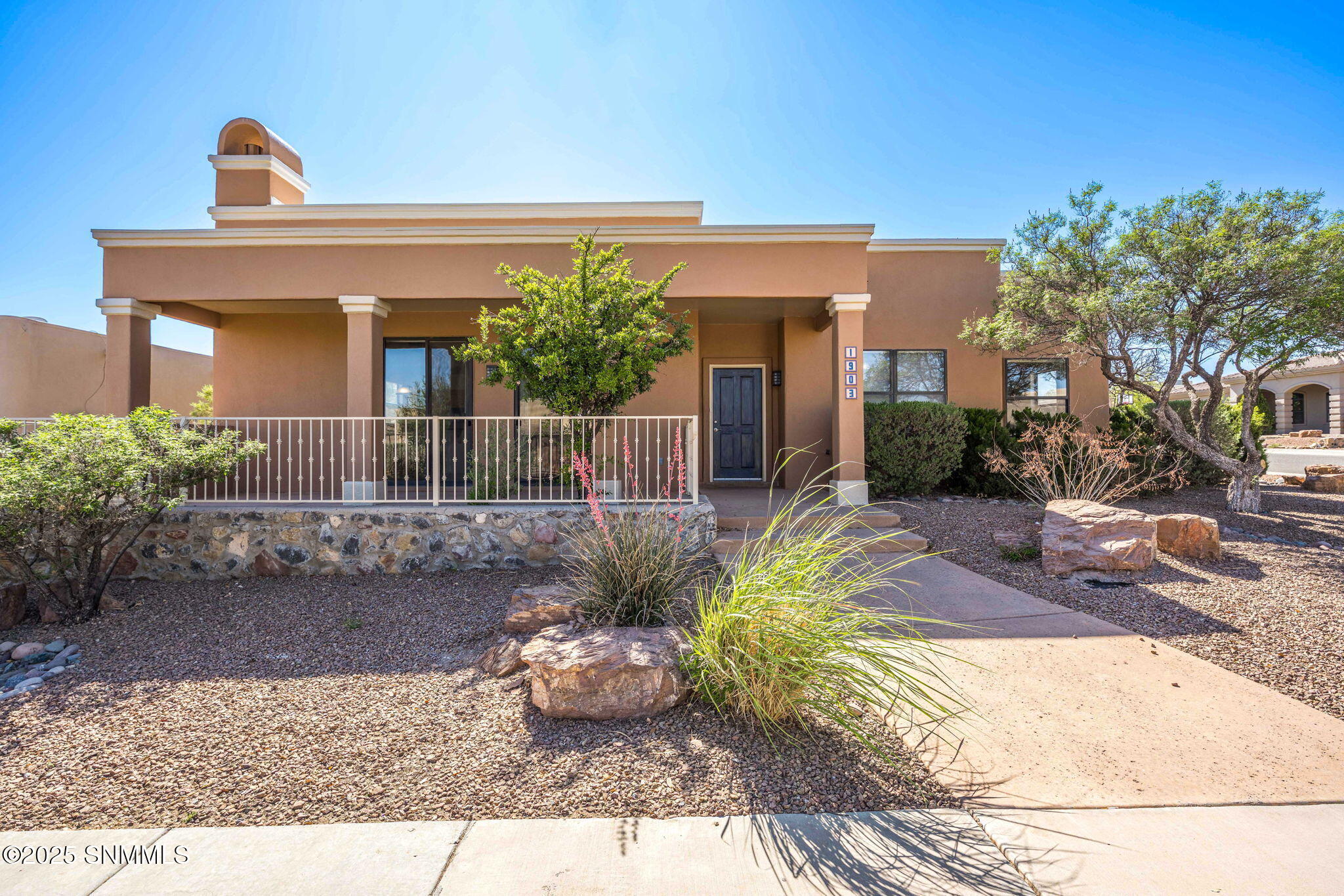 1903 Coyote Ridge Drive, Las Cruces, New Mexico image 3