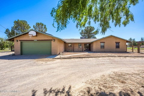 Homes For Sale - 2849 Willow Creek Lane<br/> Dona Ana County, Las Cruces, NM 88007