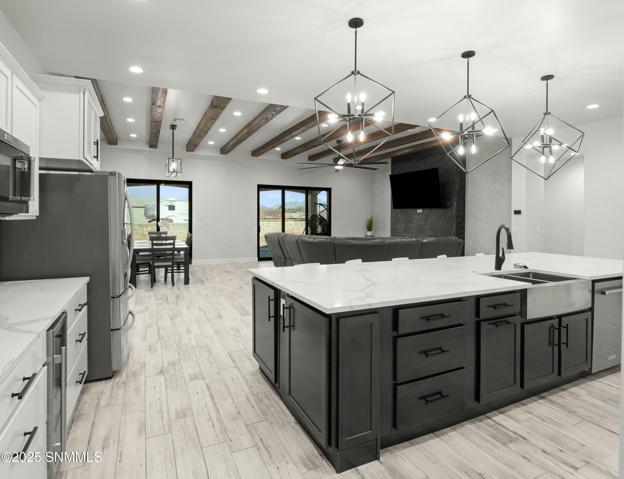 385 Marisa Court, Las Cruces, New Mexico image 3