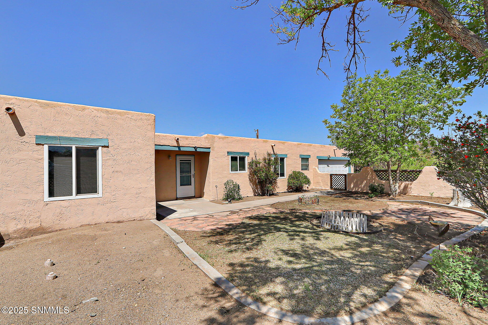 4830 Sage Road, Las Cruces, New Mexico image 2
