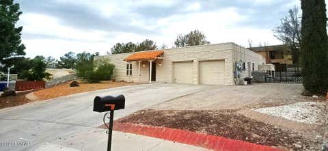 Homes For Sale - 700 Sundown Court<br/> Las Cruces, NM 88011