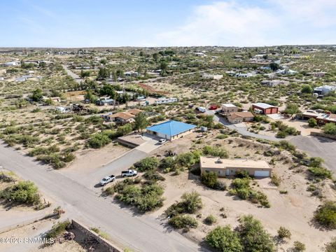 Homes For Sale - 1021 La Quinta Street<br/> Las Cruces, NM 88007