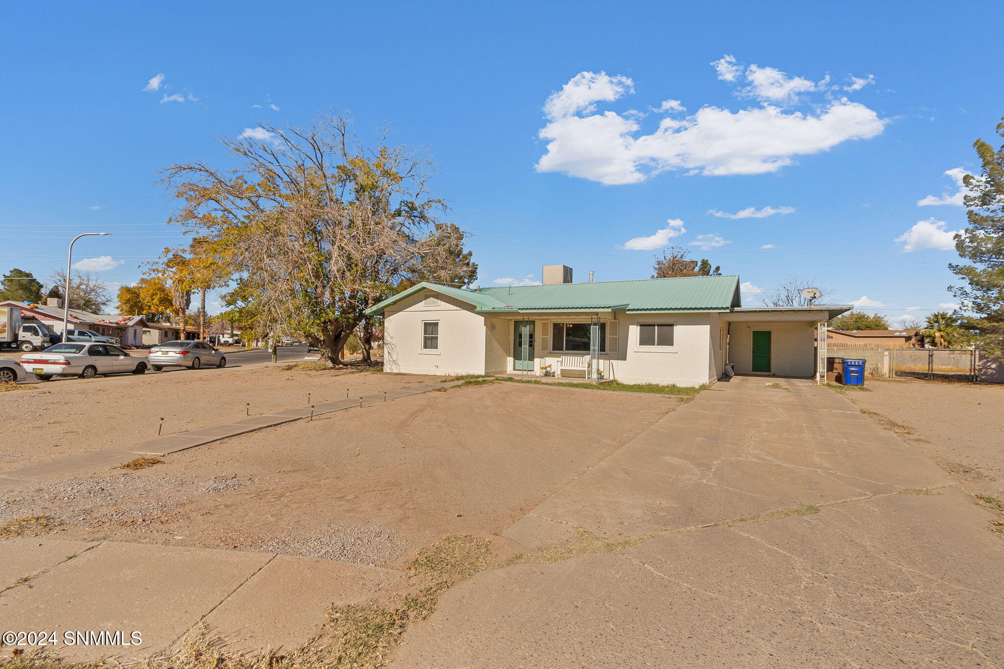 2100 Rosedale Drive, Las Cruces, New Mexico image 2