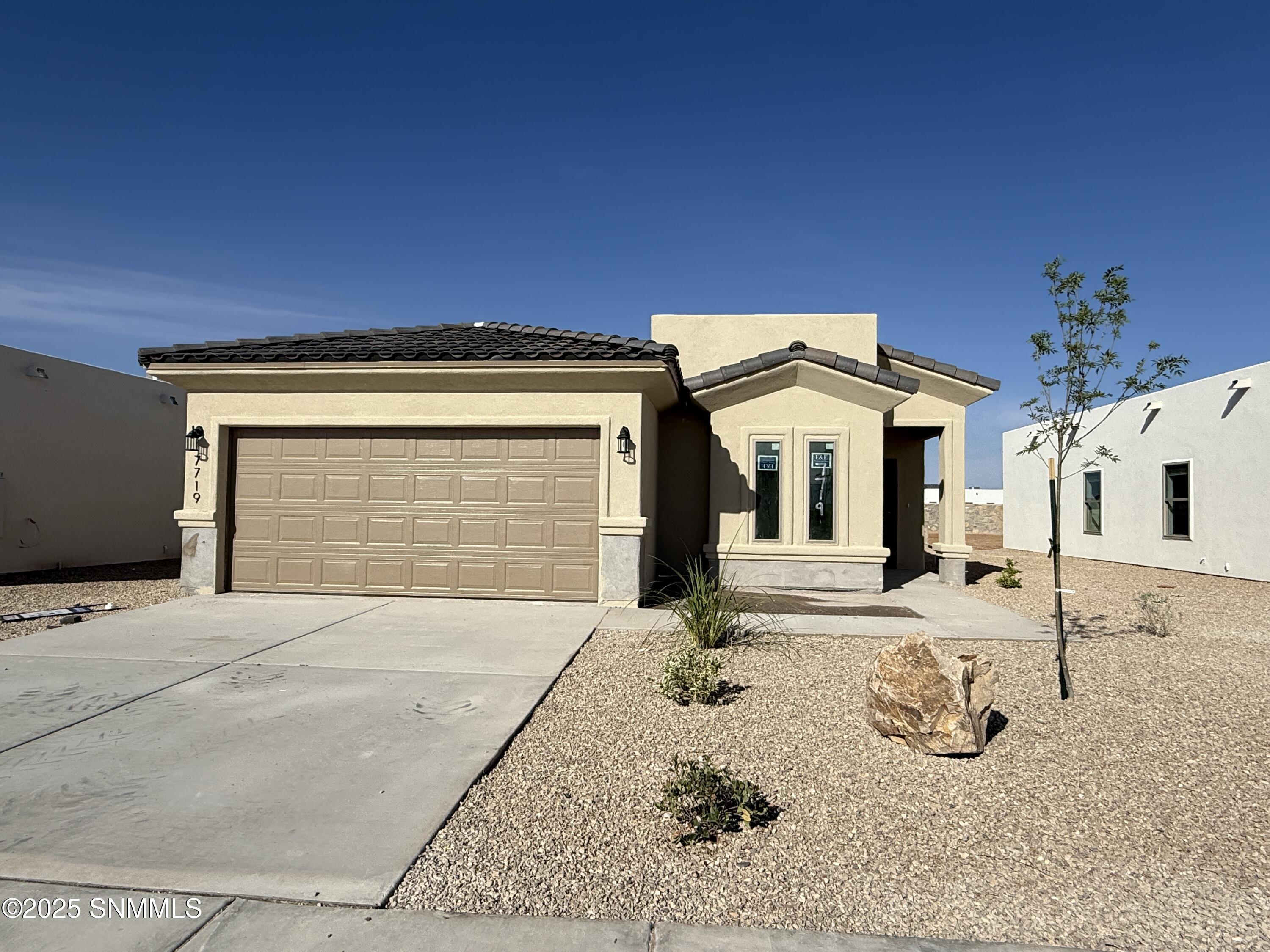 7719 San Eduardo Street, Las Cruces, New York image 1