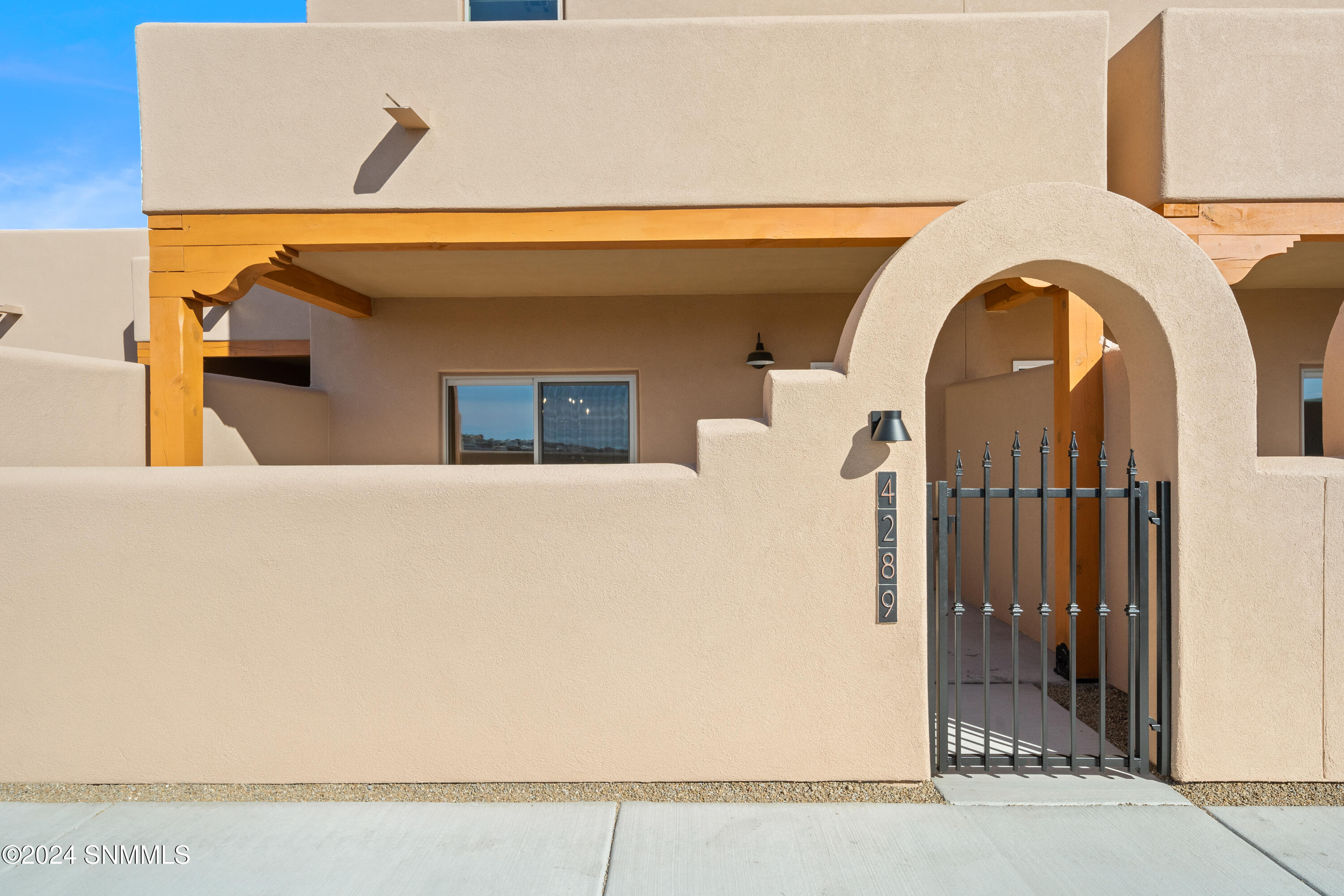 4289 Nambe Court, Las Cruces, New Mexico image 1