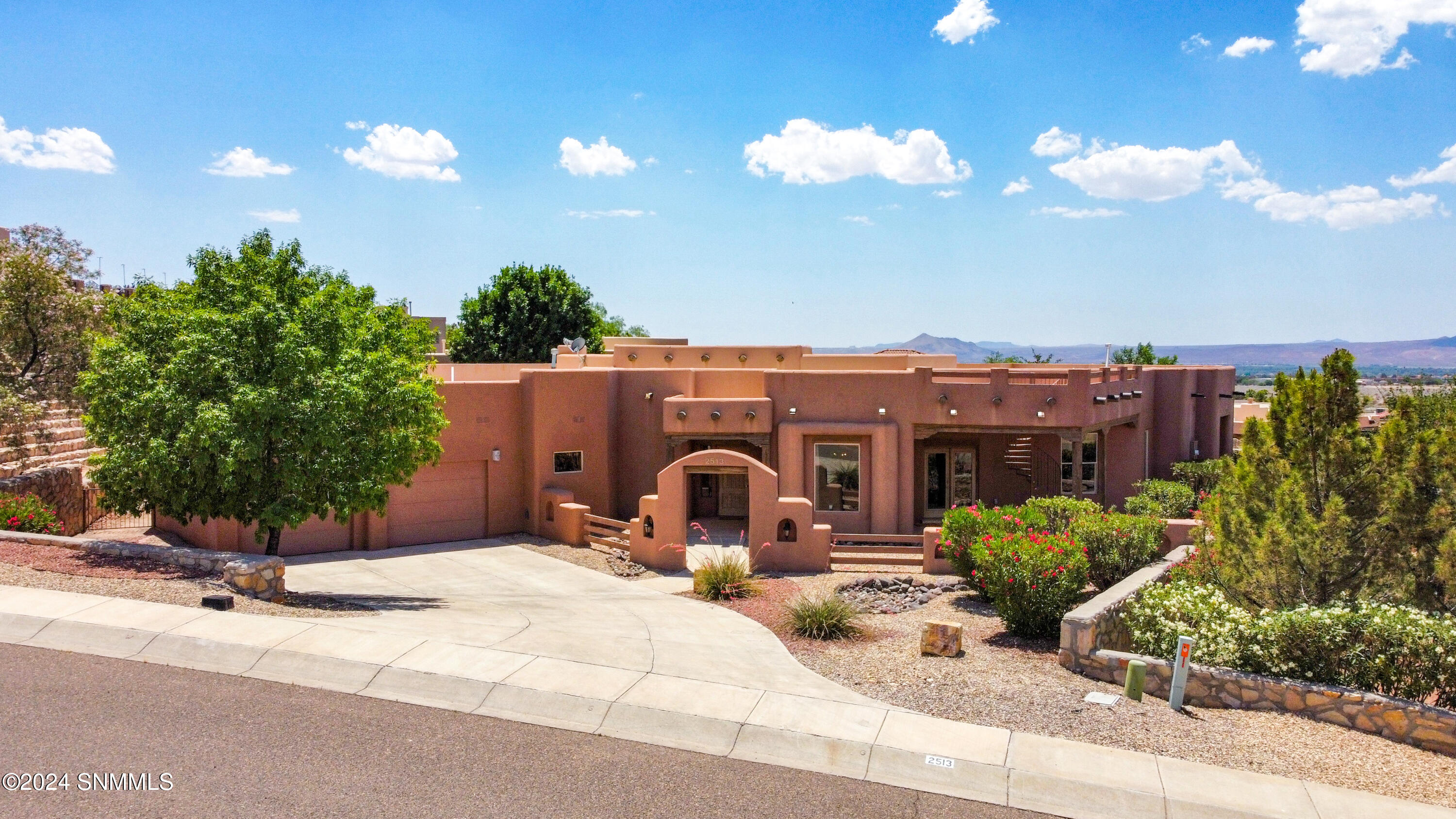 2513 Twighlight Ridge Way, Las Cruces, New Mexico image 1