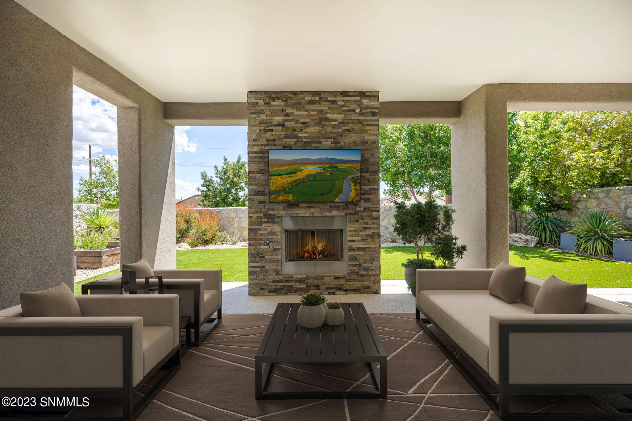 Las Cruces, New Mexico 88012, United States, 4 Bedrooms Bedrooms, ,3 BathroomsBathrooms,Residential,Pending,71258