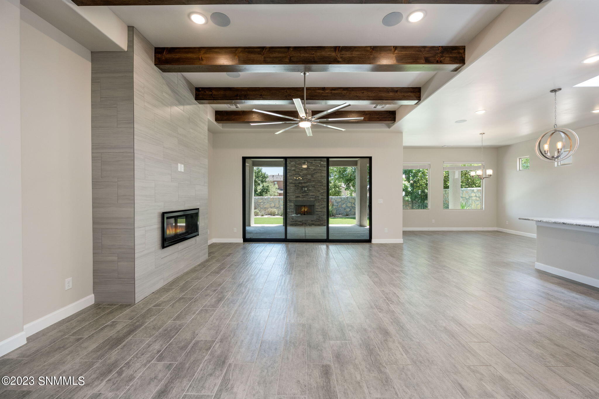 Las Cruces, New Mexico 88012, United States, 4 Bedrooms Bedrooms, ,3 BathroomsBathrooms,Residential,Pending,71258