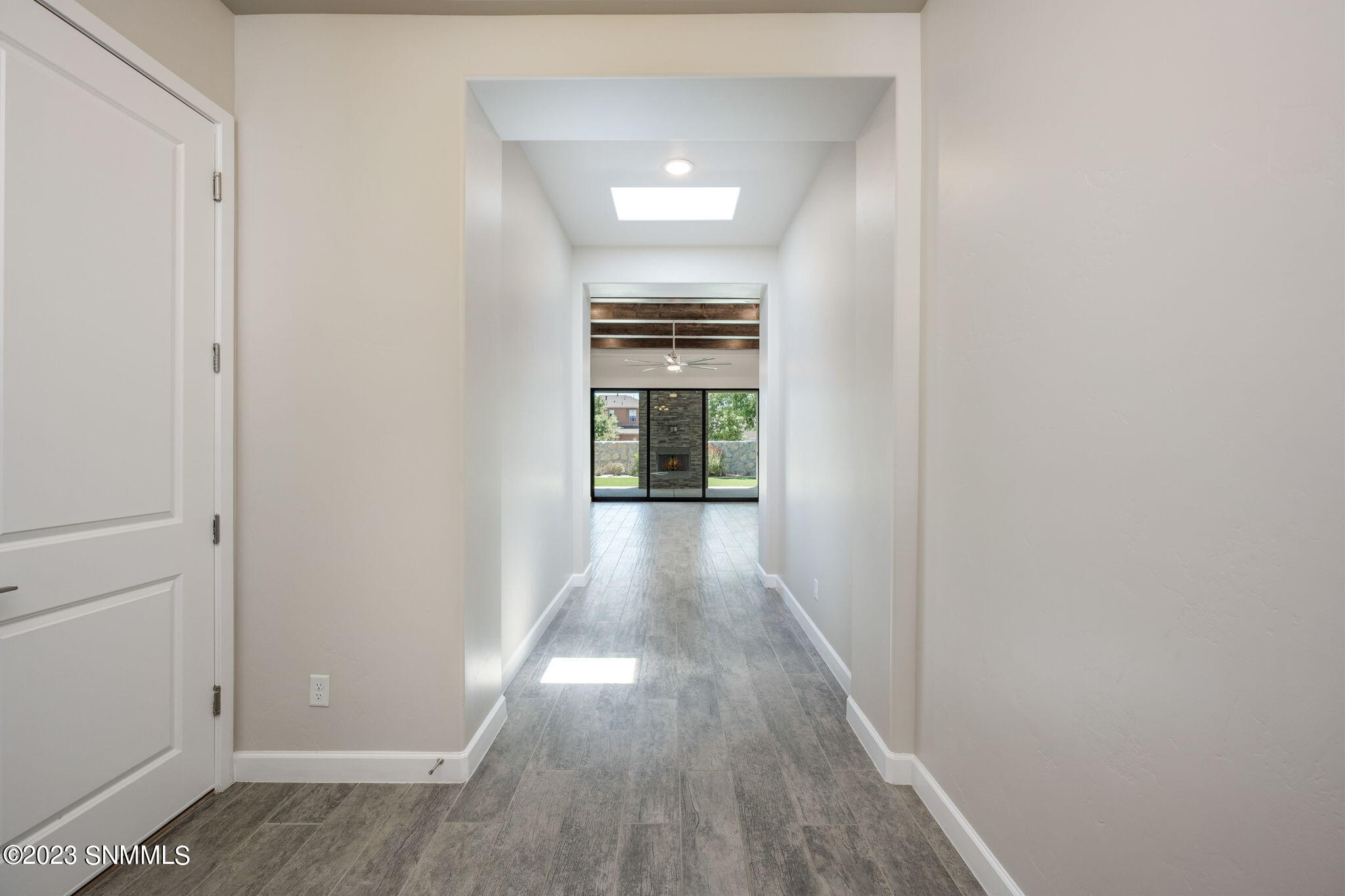 Las Cruces, New Mexico 88012, United States, 4 Bedrooms Bedrooms, ,3 BathroomsBathrooms,Residential,Pending,71258