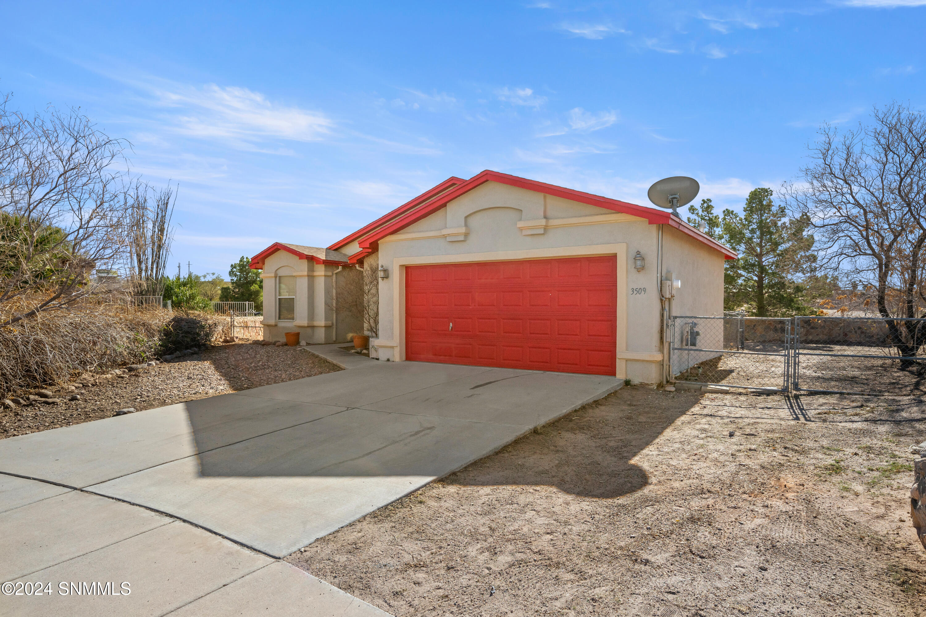 3509 Chacoma Court, Las Cruces, New Mexico image 1