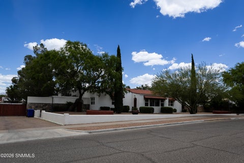 Townhouse For Sale - 810 N Reymond Street<br/> Las Cruces, NM 88005