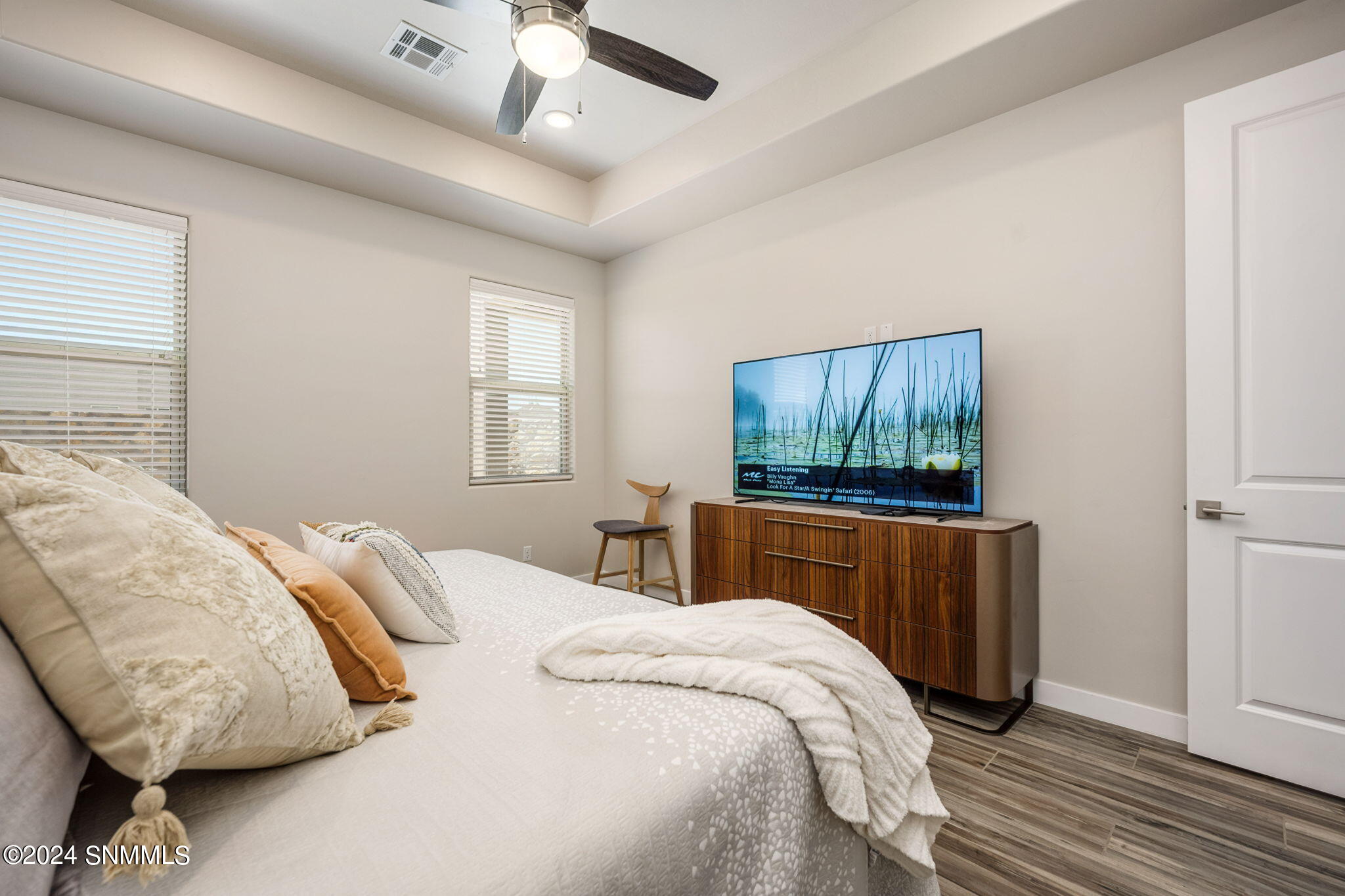 Las Cruces, New Mexico 88012, United States, 4 Bedrooms Bedrooms, ,2 BathroomsBathrooms,Residential,Pending,47768