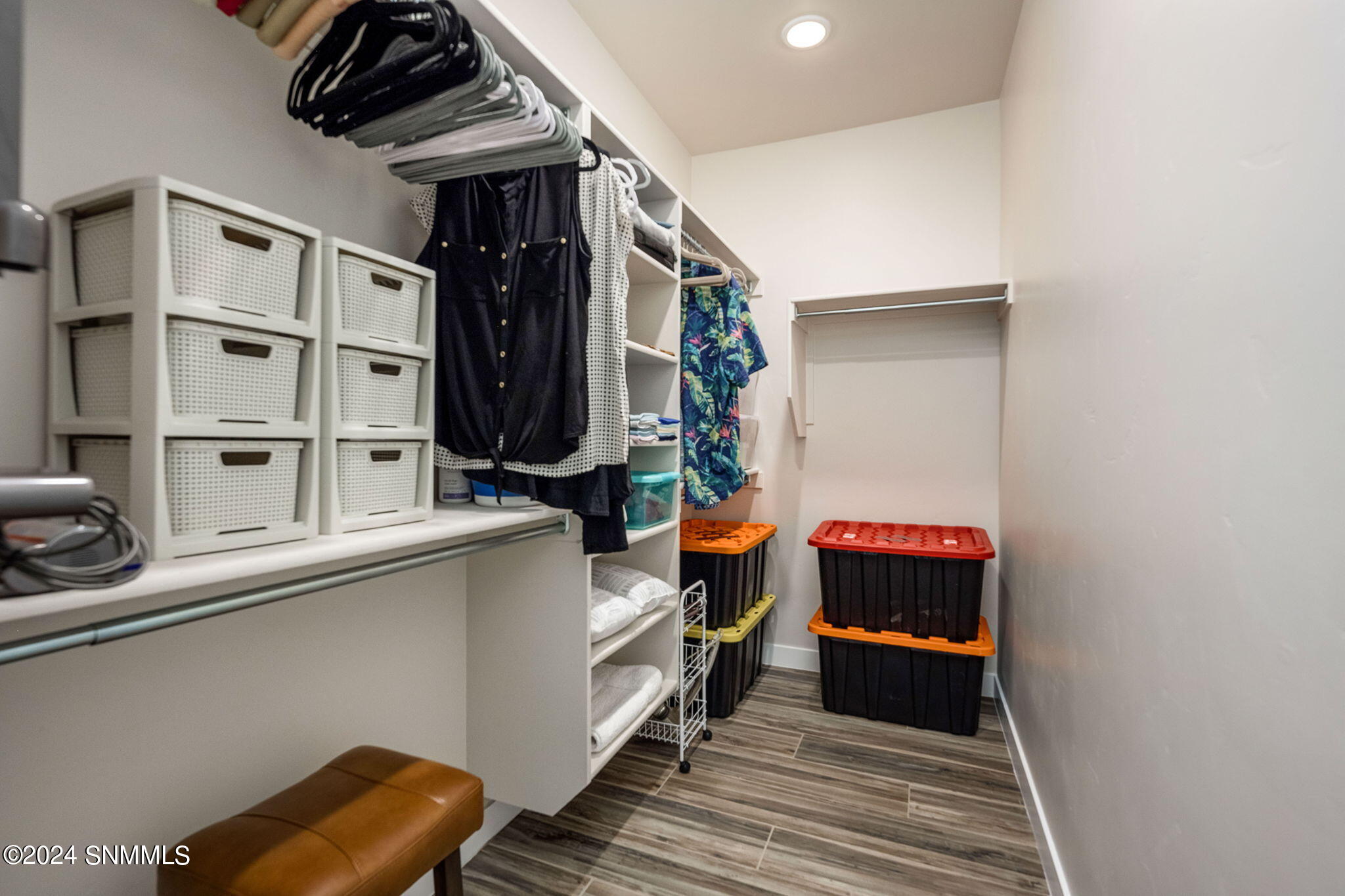 Las Cruces, New Mexico 88012, United States, 4 Bedrooms Bedrooms, ,2 BathroomsBathrooms,Residential,Pending,47768