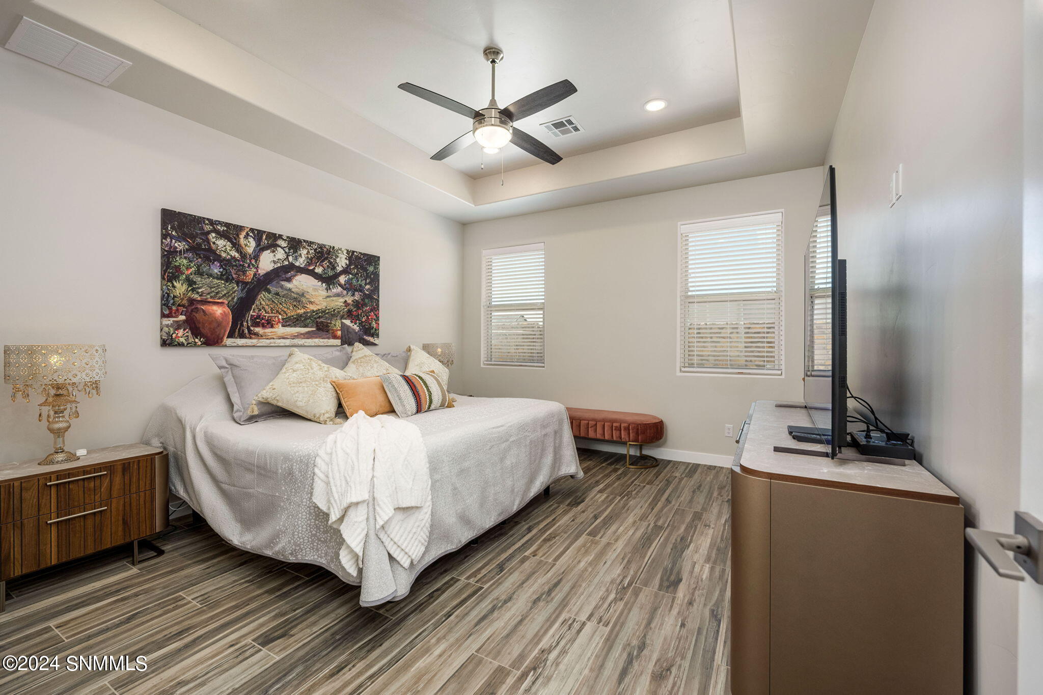 Las Cruces, New Mexico 88012, United States, 4 Bedrooms Bedrooms, ,2 BathroomsBathrooms,Residential,Pending,47768