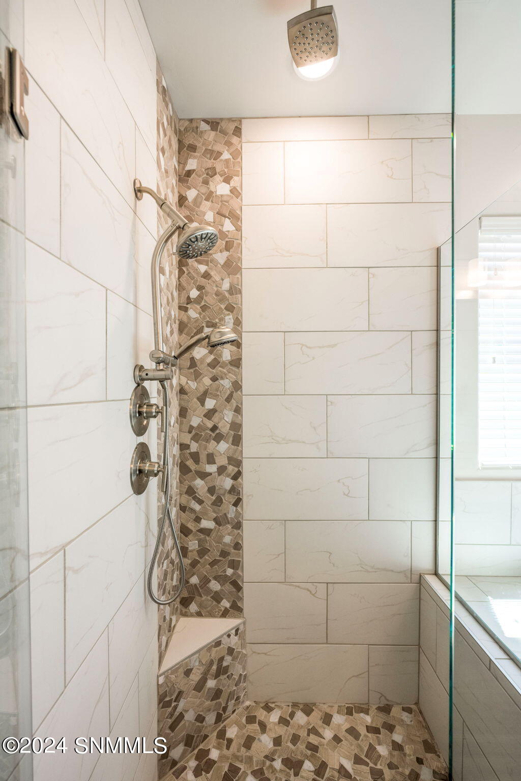 Las Cruces, New Mexico 88012, United States, 4 Bedrooms Bedrooms, ,2 BathroomsBathrooms,Residential,Pending,47768