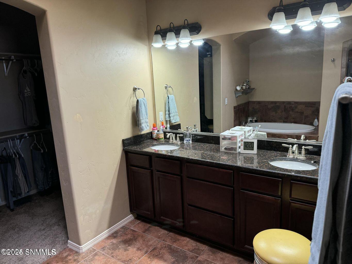 Las Cruces, New Mexico 88011, United States, 3 Bedrooms Bedrooms, ,2 BathroomsBathrooms,Residential,Active,152983