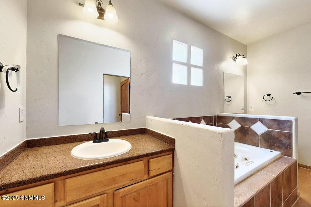 272 Wall Avenue, Las Cruces, New York image 37