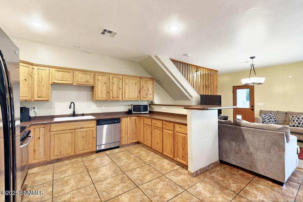 272 Wall Avenue, Las Cruces, New York image 14