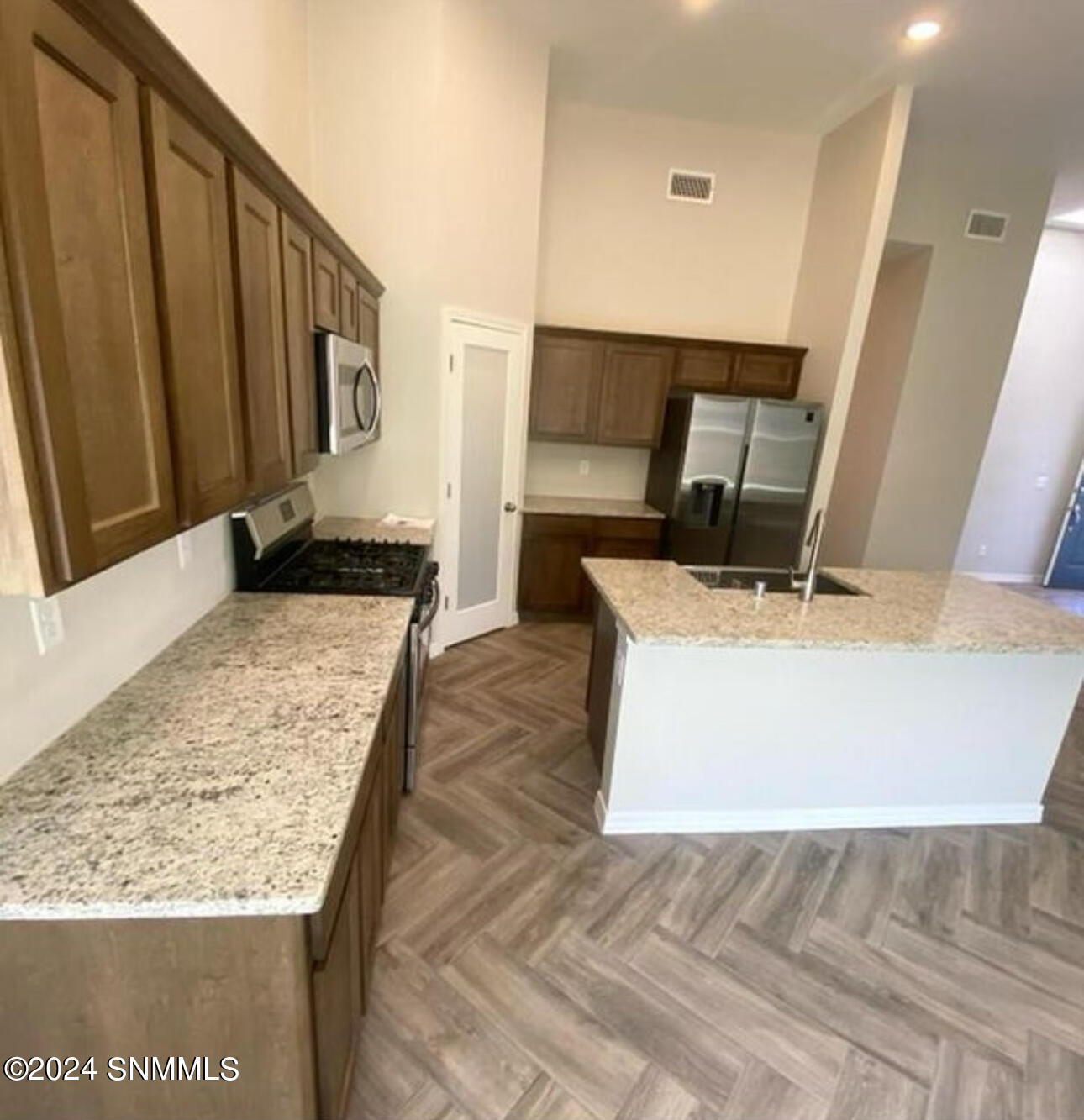 212 Lydia St, Sunland Park, New Mexico image 5