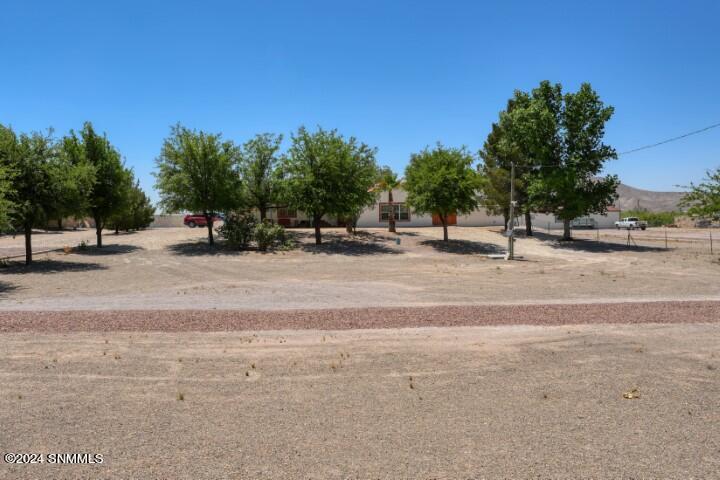 245 Hurt Road, Radium Springs, New Mexico image 4