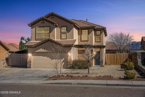 Homes For Sale - 2590 Kentwood Court<br/> Las Cruces, NM 88011
