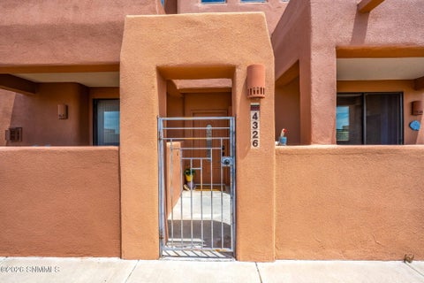 Townhouse For Sale - 4326 Nambe Court<br/> Las Cruces, NM 88011