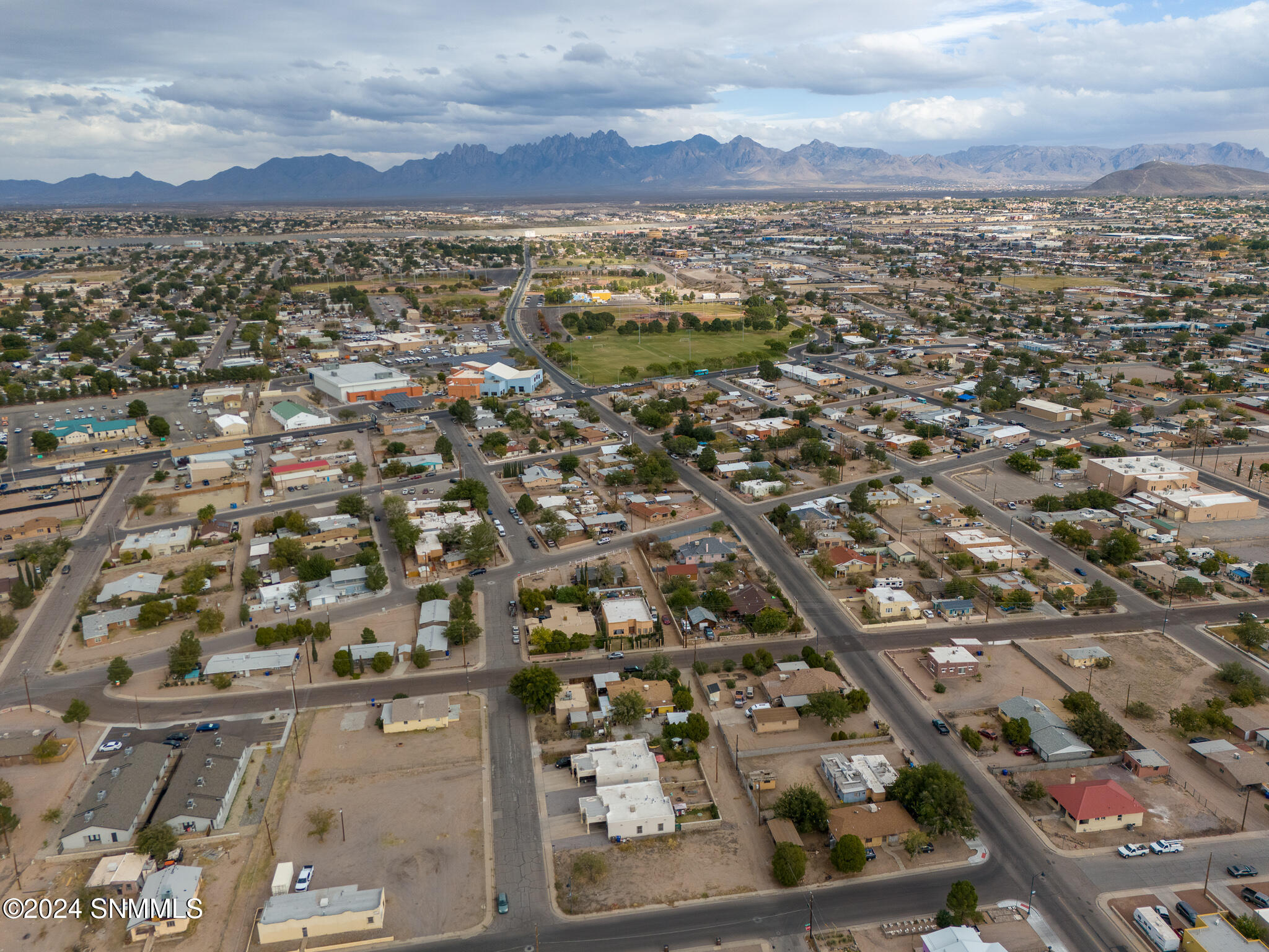 909 E Mountain Avenue, Las Cruces, New Mexico image 9