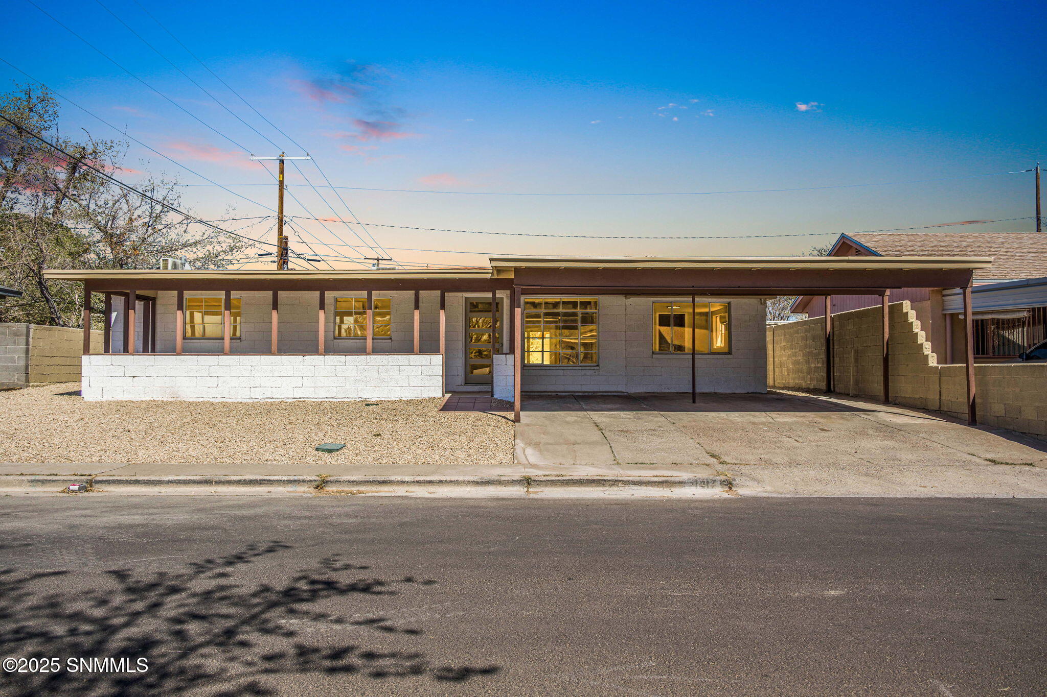 1417 Walden Drive, Las Cruces, New Mexico image 1