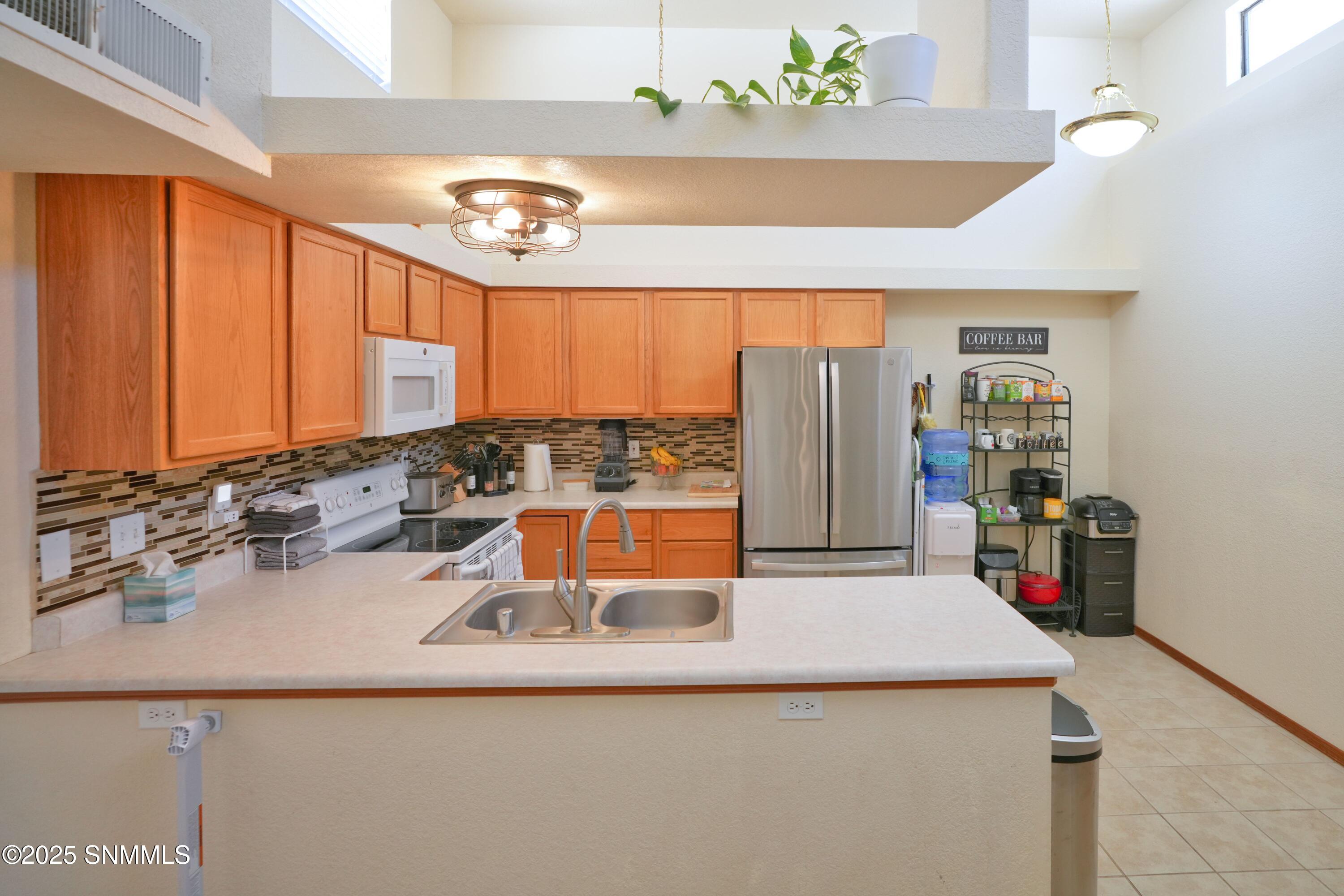 2228 Stone Pine Drive, Las Cruces, New York image 14