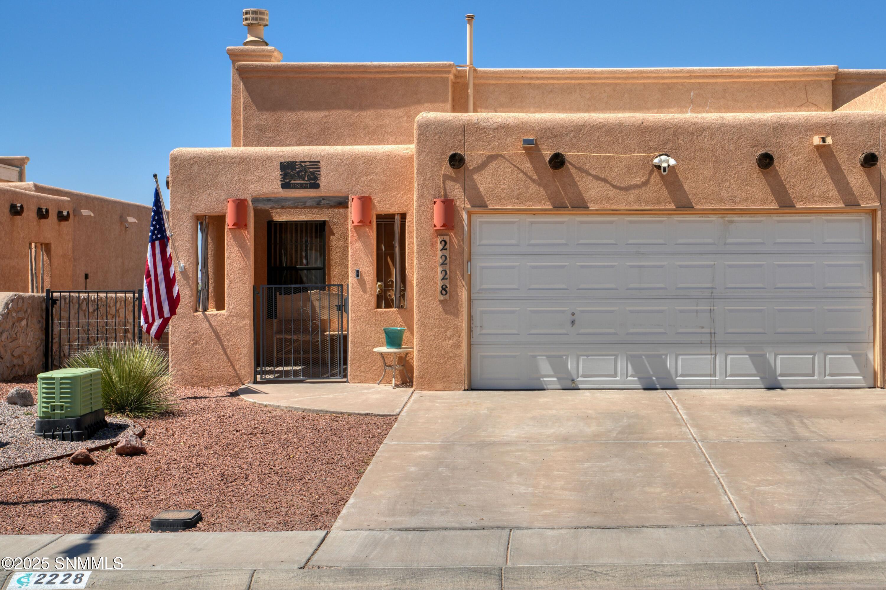 2228 Stone Pine Drive, Las Cruces, New York image 3