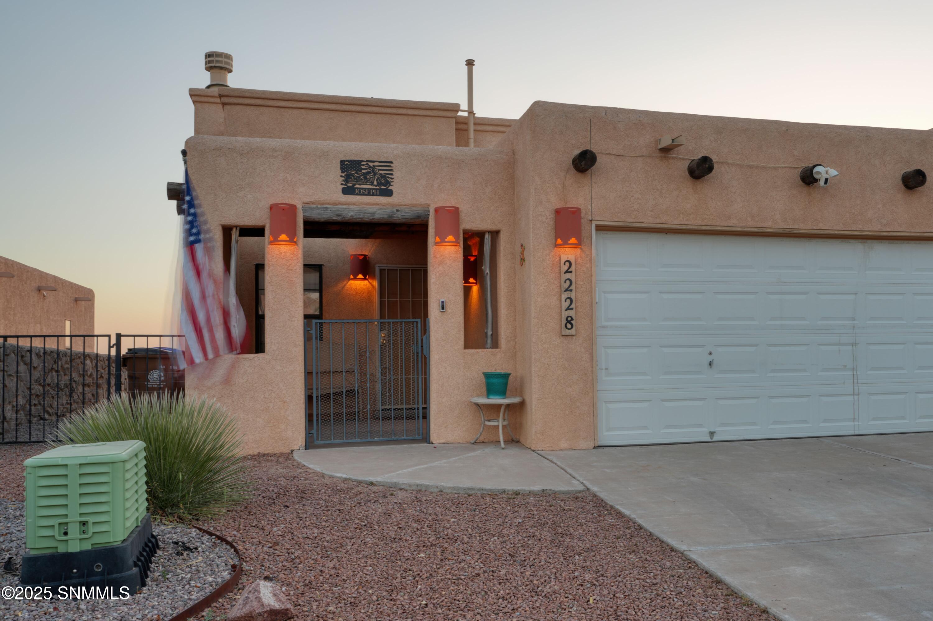 2228 Stone Pine Drive, Las Cruces, New York image 4