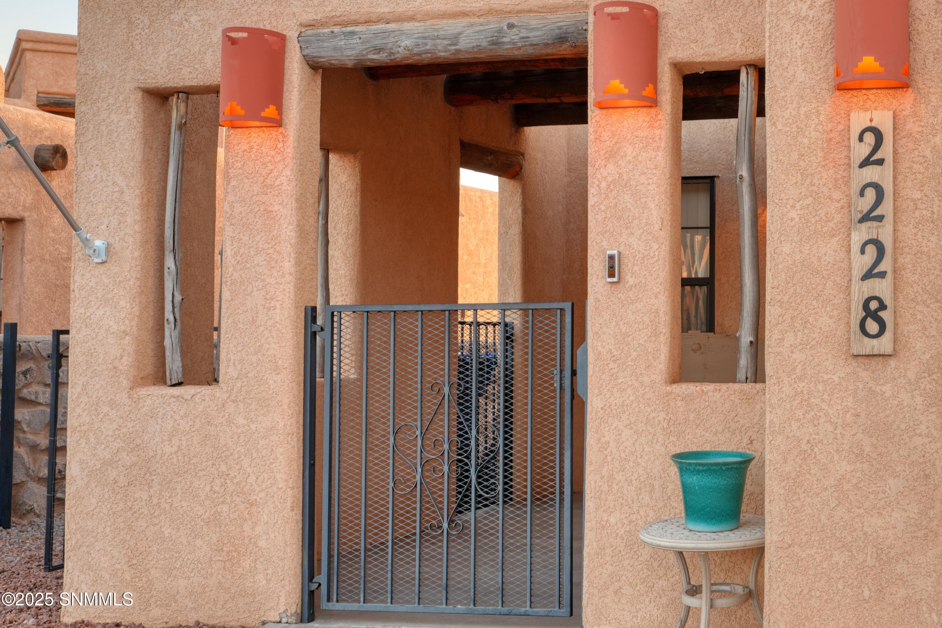 2228 Stone Pine Drive, Las Cruces, New York image 5