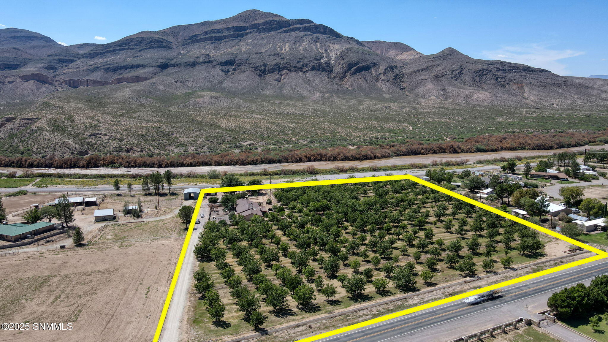 Las Cruces, New Mexico, 88007, United States, 3 Bedrooms Bedrooms, ,4 BathroomsBathrooms,Residential,Active,1945057