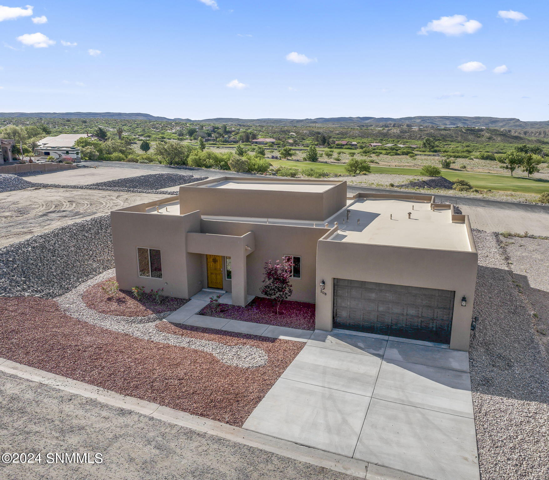 208 Tierra Verde Circle, Elephant Butte, New Mexico image 1