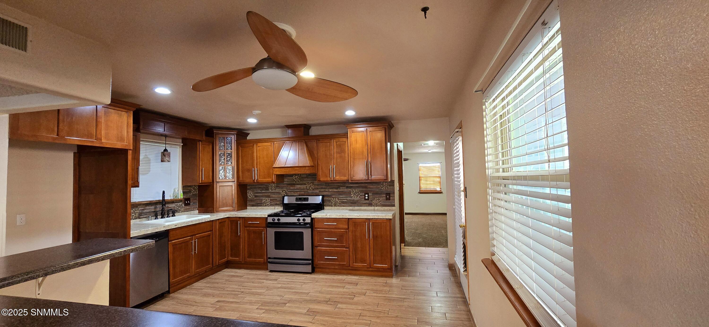 1726 Stanton Avenue, Las Cruces, New Mexico image 2