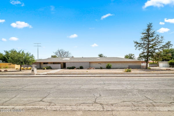2035 TURRENTINE DR, LAS CRUCES, NM 88005 - Image c7116d1cdbd9761ba28405dc5ad5a680/314403134