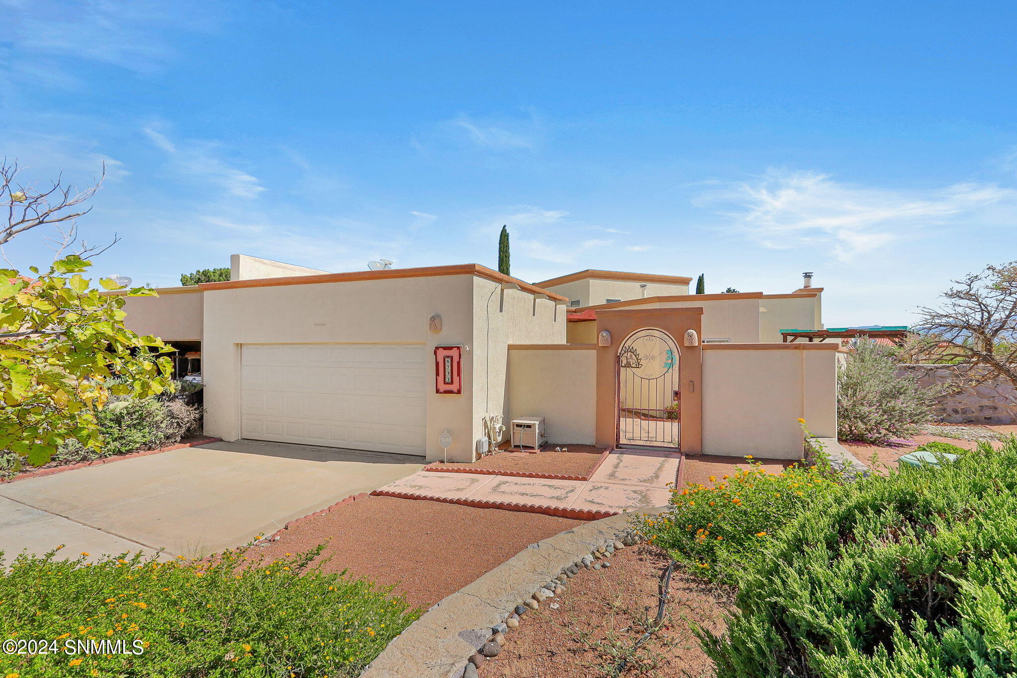 6732 Camino Blanco, Las Cruces, New Mexico image 3