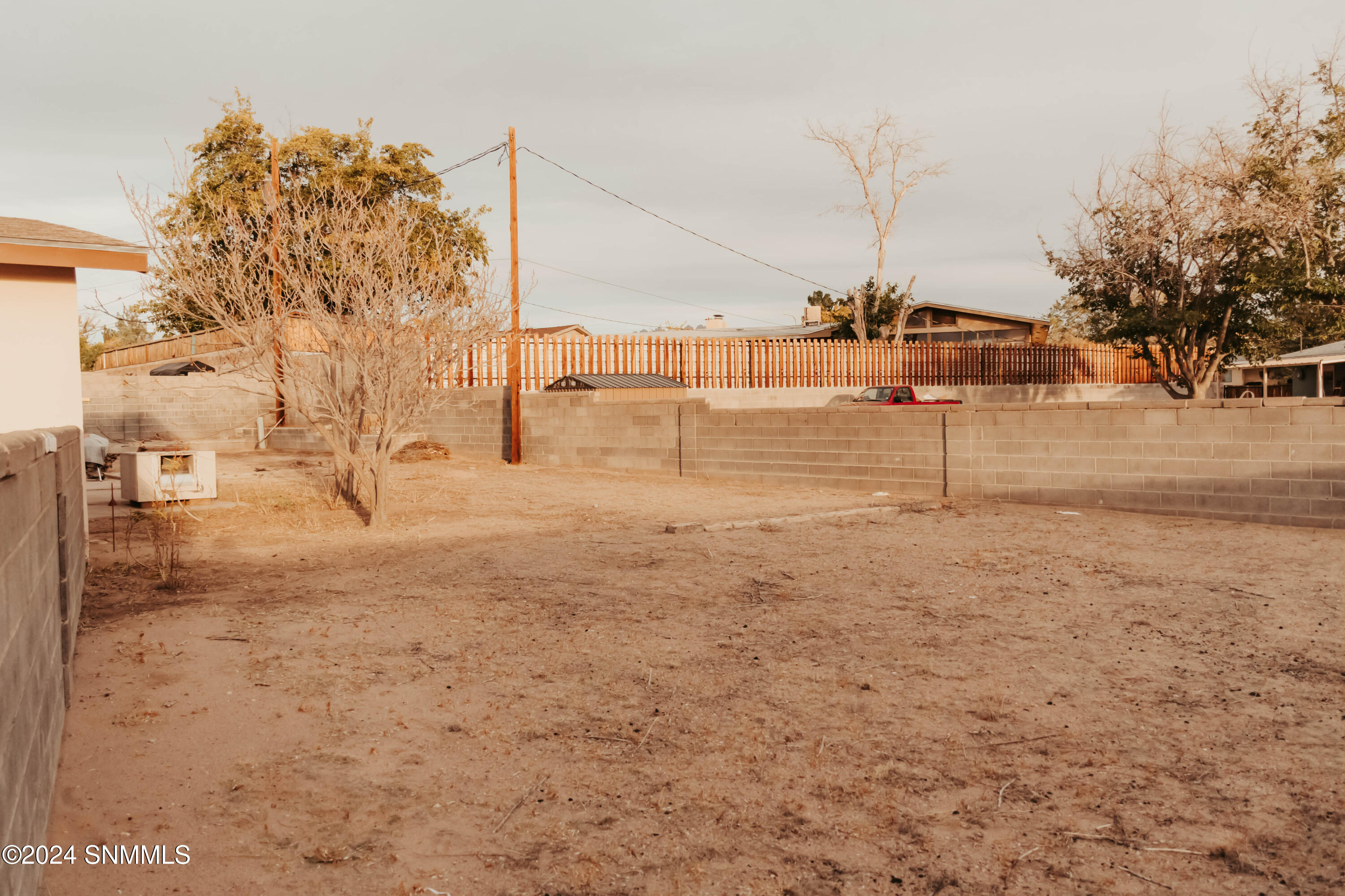 1900 Phyllis Lane, Las Cruces, New Mexico image 4