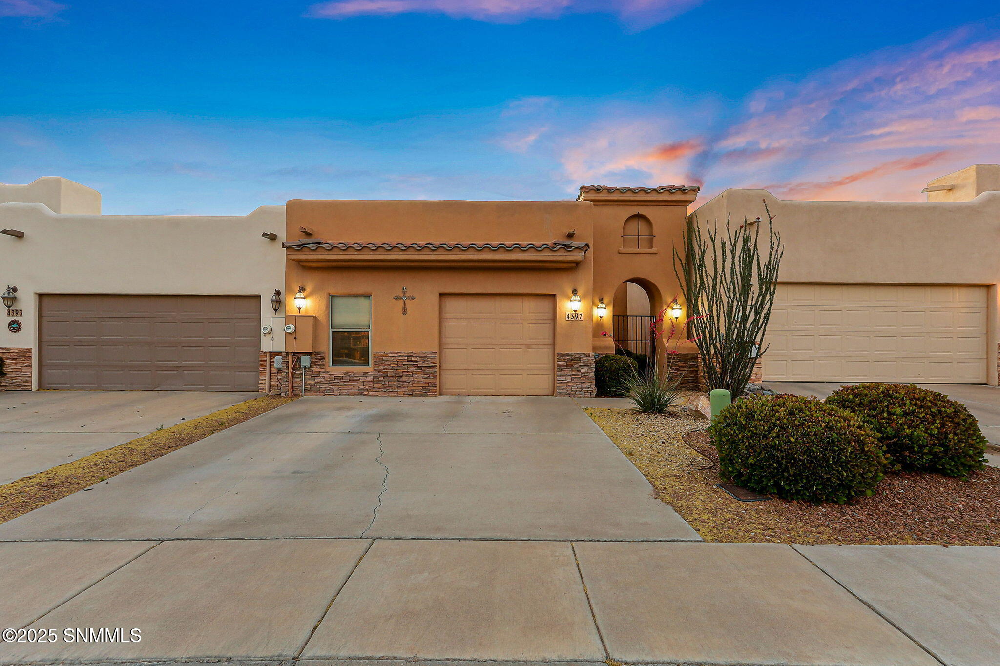 4397 Levante Drive, Las Cruces, New York image 2