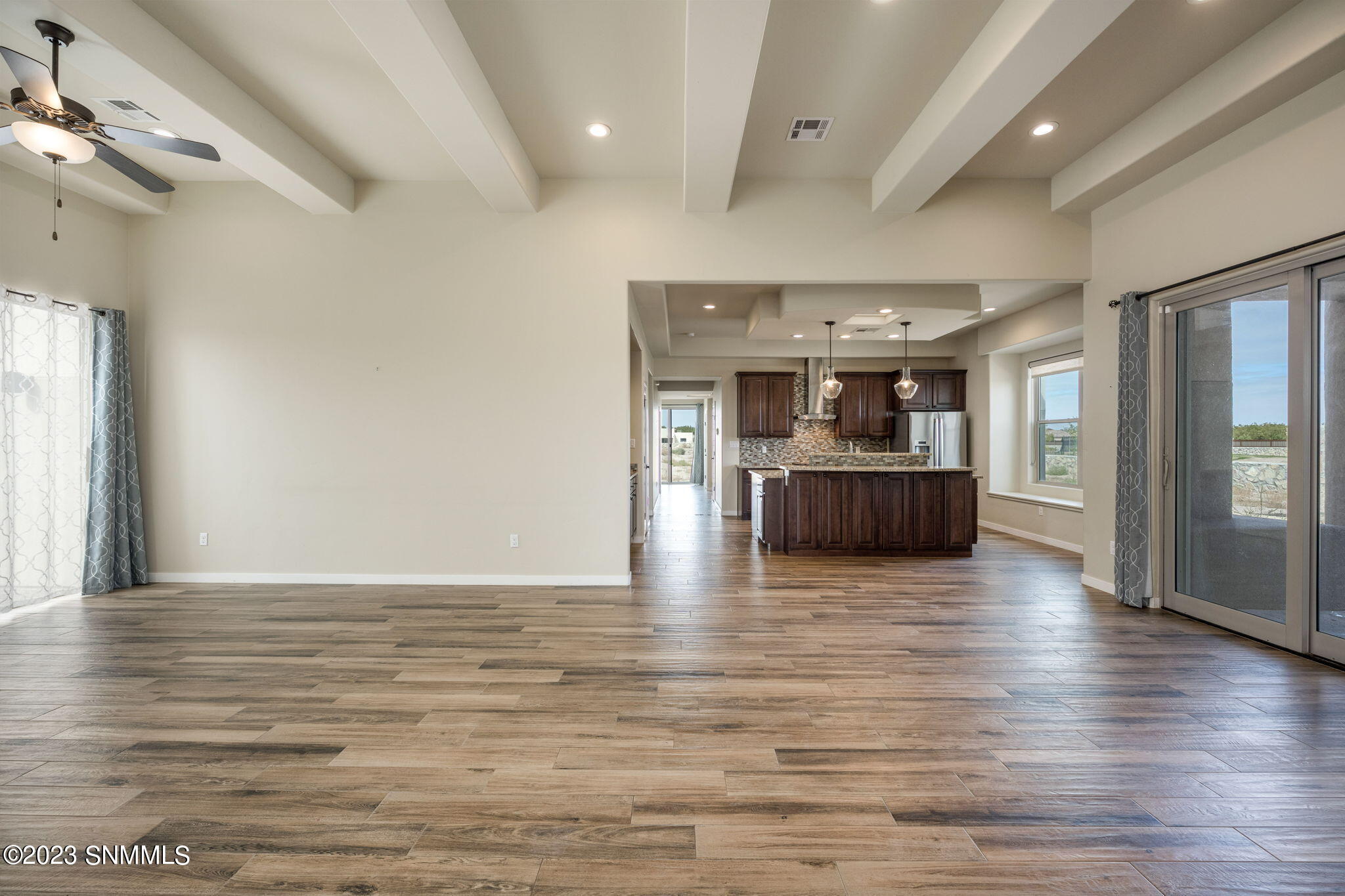 Las Cruces, New Mexico 88005, United States, 4 Bedrooms Bedrooms, ,3 BathroomsBathrooms,Residential,Pending,69260