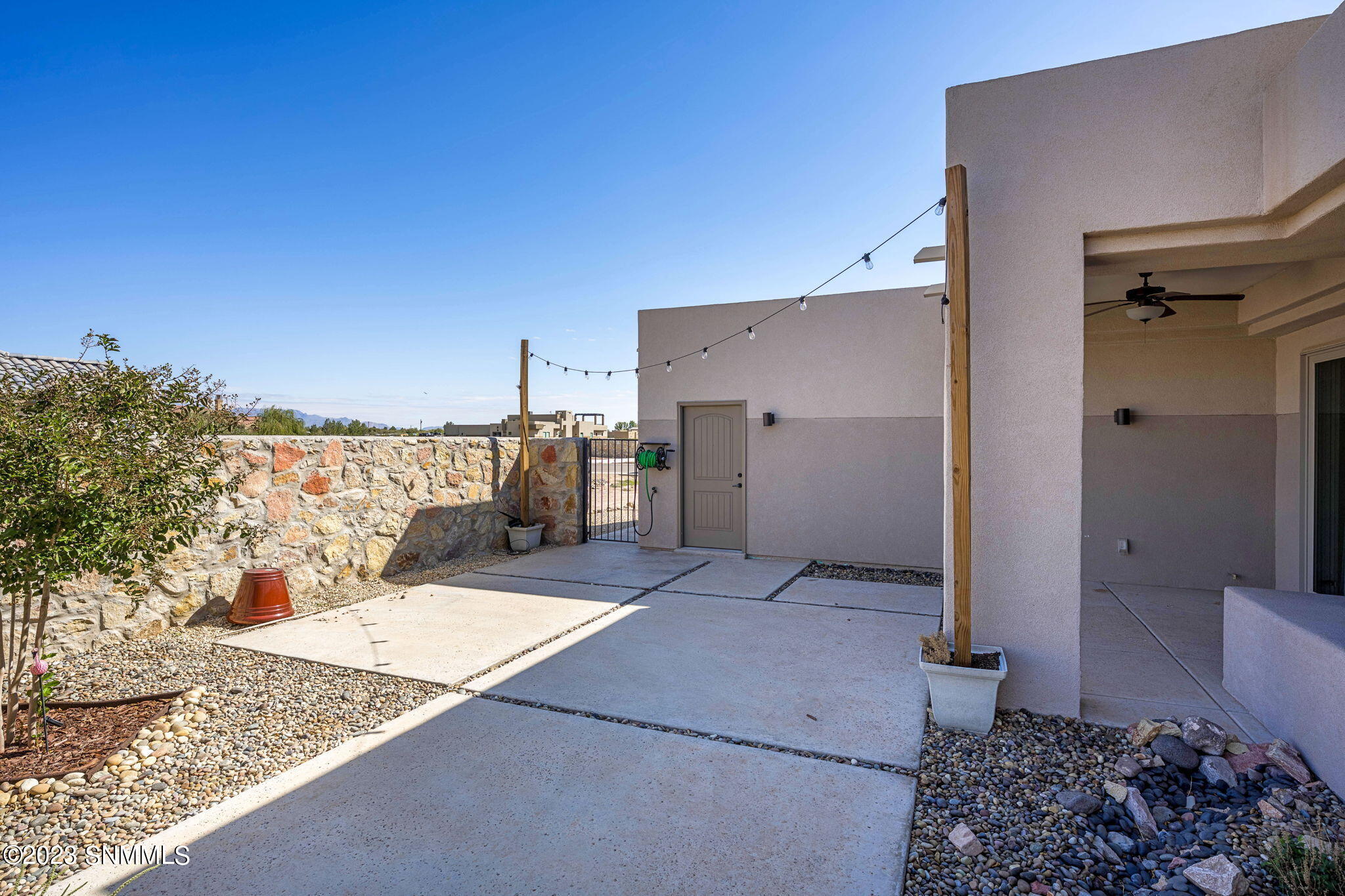 Las Cruces, New Mexico 88005, United States, 4 Bedrooms Bedrooms, ,3 BathroomsBathrooms,Residential,Pending,69260