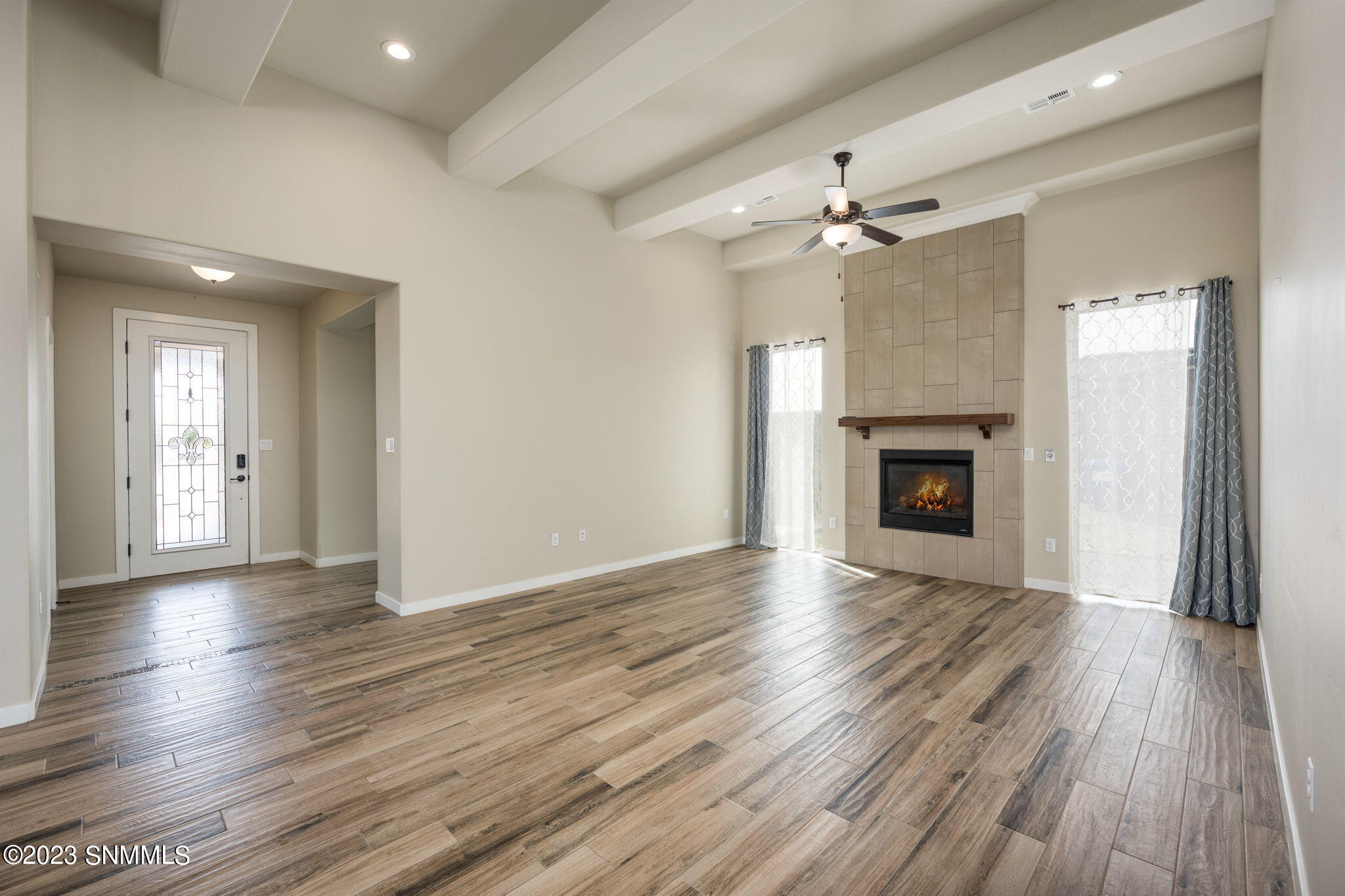 Las Cruces, New Mexico 88005, United States, 4 Bedrooms Bedrooms, ,3 BathroomsBathrooms,Residential,Pending,69260