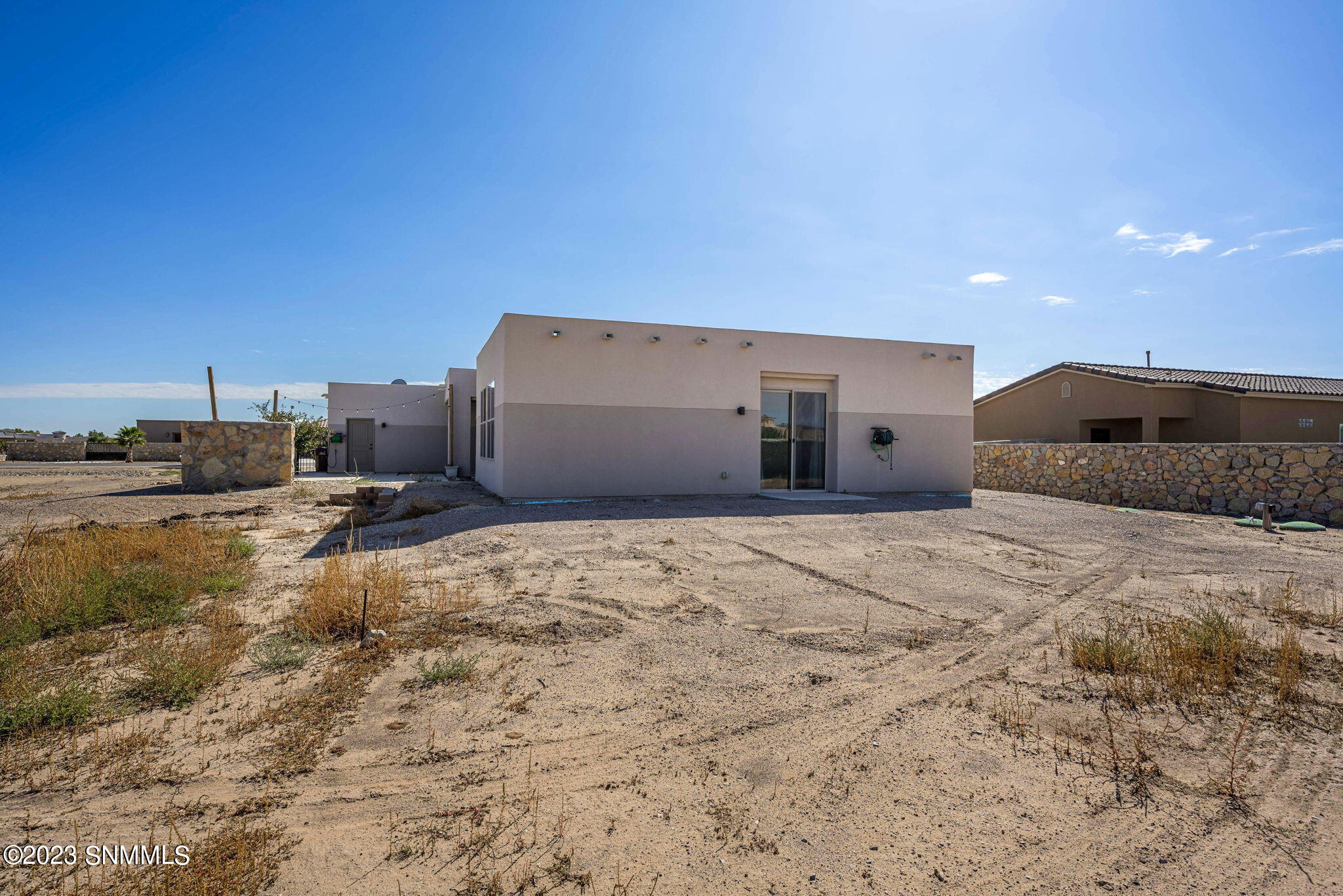Las Cruces, New Mexico 88005, United States, 4 Bedrooms Bedrooms, ,3 BathroomsBathrooms,Residential,Pending,69260