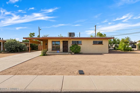 Homes For Sale - 815 Montana Avenue<br/> Dona Ana County, Las Cruces, NM 88001
